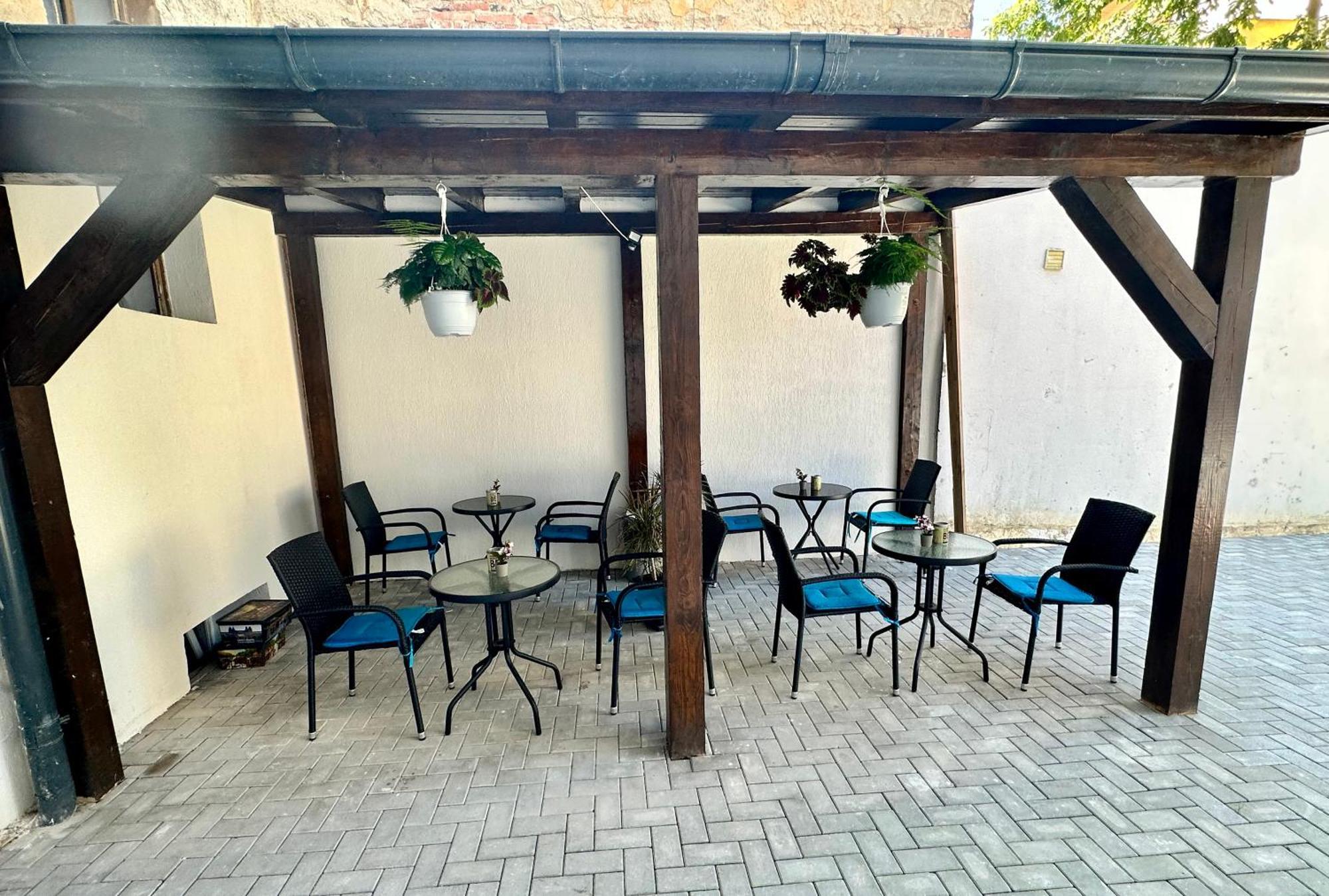 Stay Inn Central Brasov Apartments Bagian luar foto